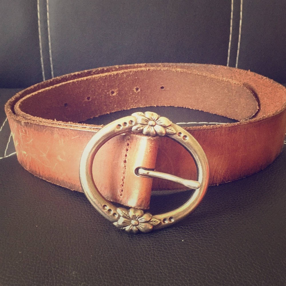 American Eagle belt